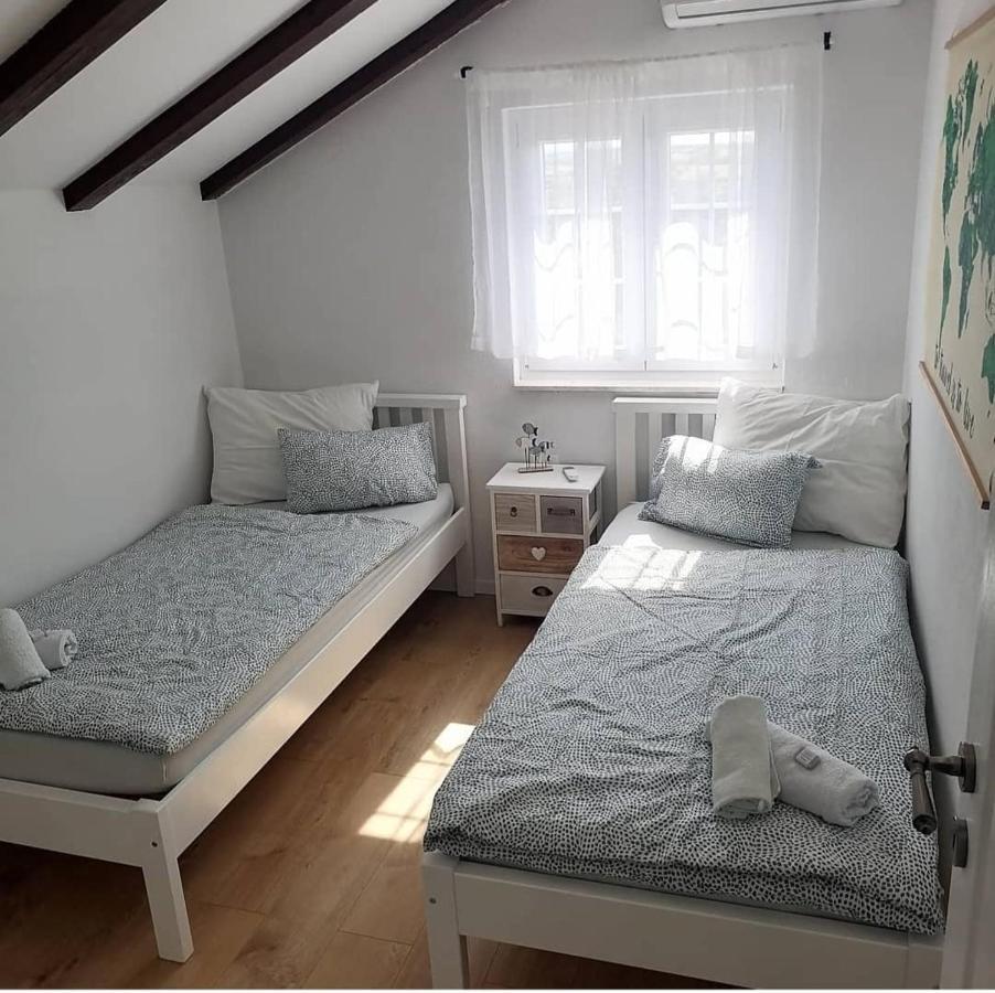 Villa Venkin Dvor Novalja Buitenkant foto